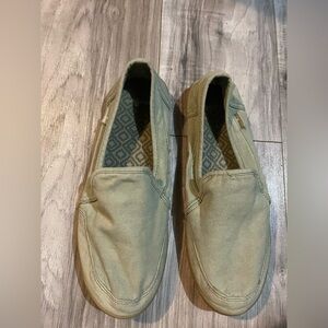 Sanuk  Green Slip-On Loafers